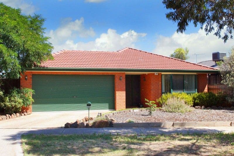 10A Manchester Drive, SYDENHAM VIC 3037, Sydenham - Image 1