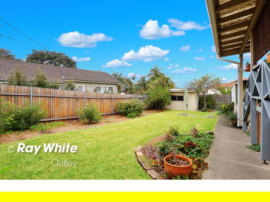 16 Wattle Street, PEAKHURST NSW 2210, Peakhurst - Thumbnail 2