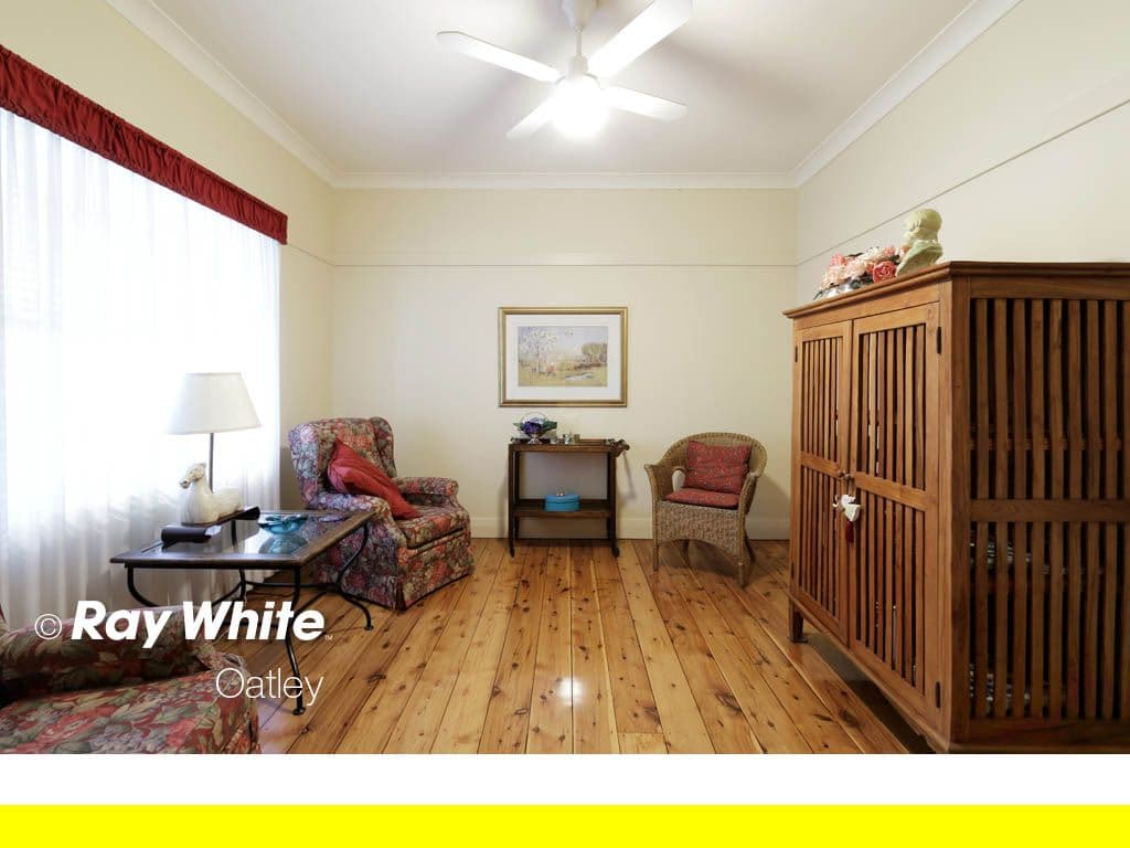 16 Wattle Street, PEAKHURST NSW 2210, Peakhurst - Thumbnail 4