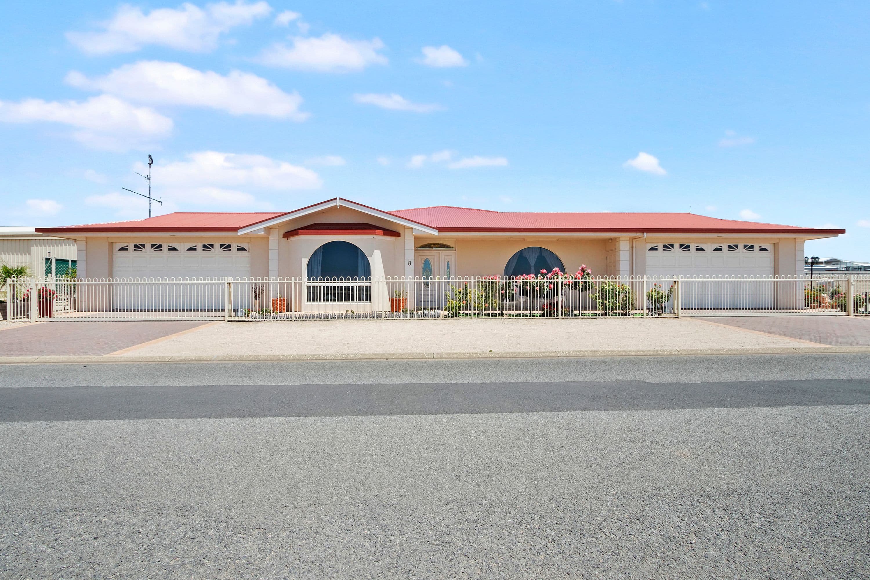 8 Seascape Road, Point Turton SA 5575, Point Turton - Image 1