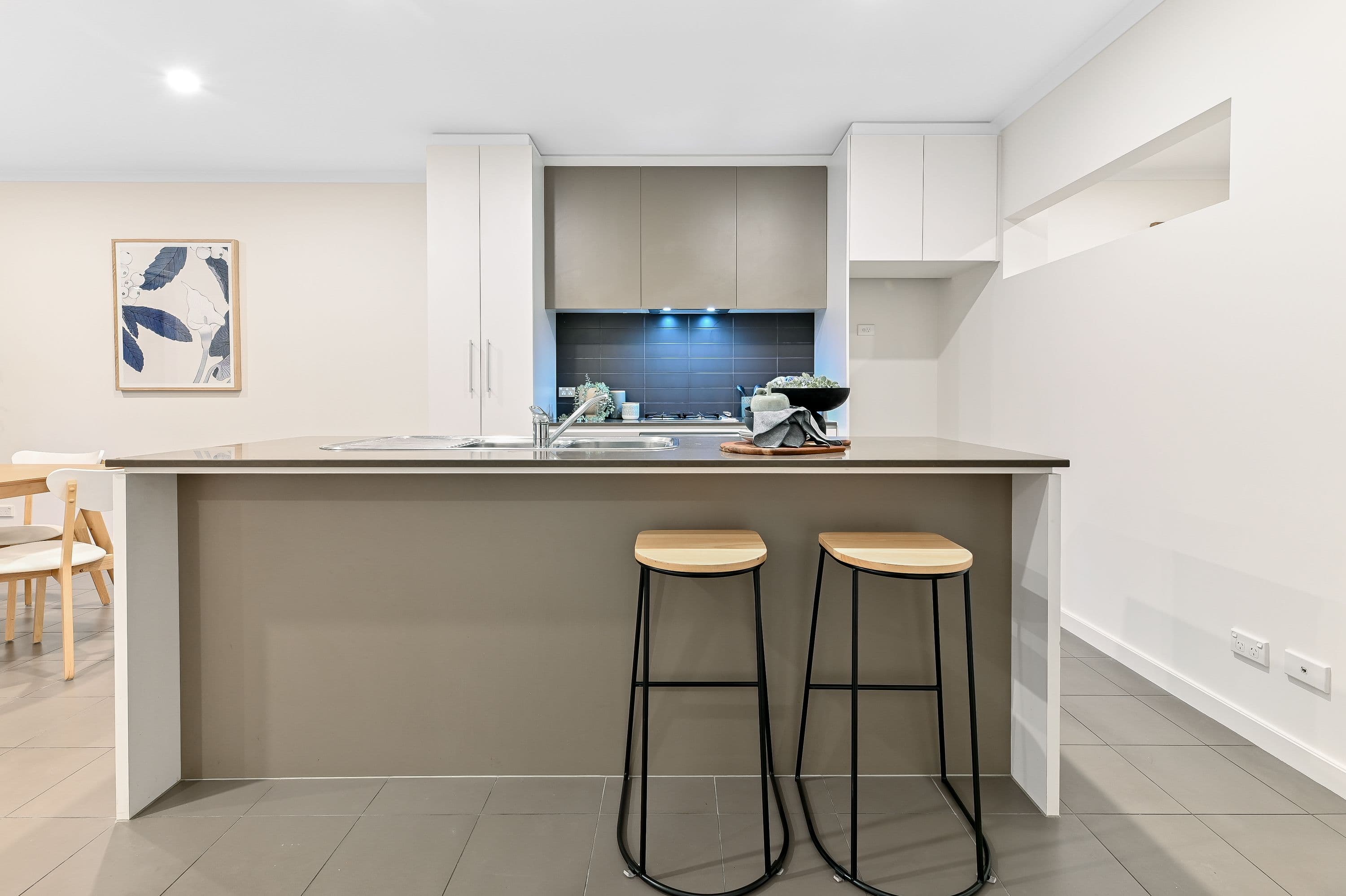 17 Waverley Park Drive, Mulgrave VIC 3170, Mulgrave - Thumbnail 6