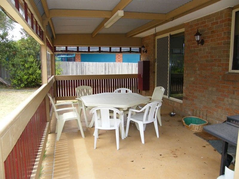 4  Leonie Court, NARRE WARREN VIC 3805, Narre Warren - Thumbnail 4