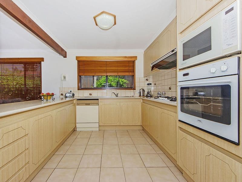 6 Elmes Court, HOPPERS CROSSING VIC 3029, Hoppers Crossing - Thumbnail 7