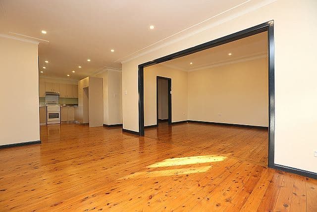 251 Henry Lawson Drive, GEORGES HALL NSW 2198, Georges Hall - Thumbnail 3
