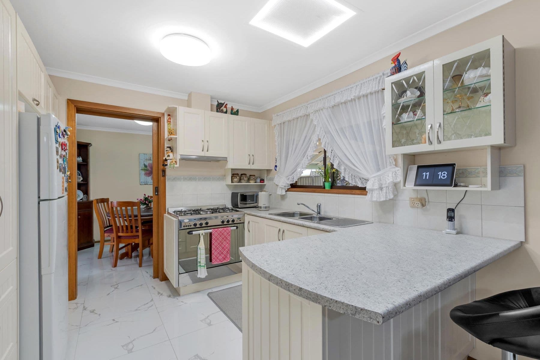 27 Neuville Court, Wynn Vale SA 5127, Wynn Vale - Thumbnail 8