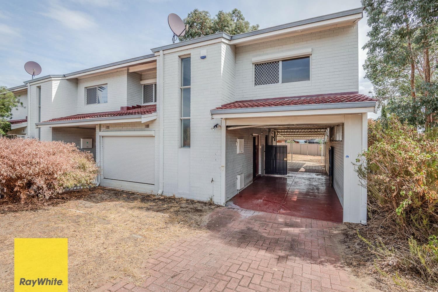 35 Burbridge Avenue, Koondoola WA 6064, Koondoola - Thumbnail 2
