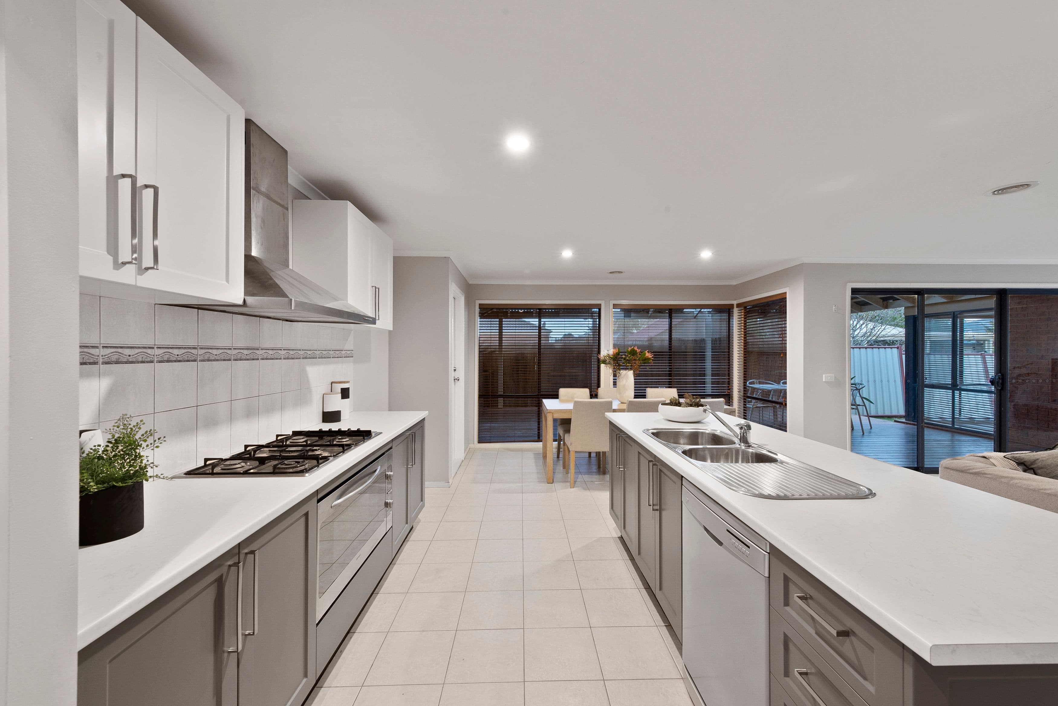 9 Brewster Way, Taylors Hill VIC 3037, Taylors Hill - Thumbnail 4