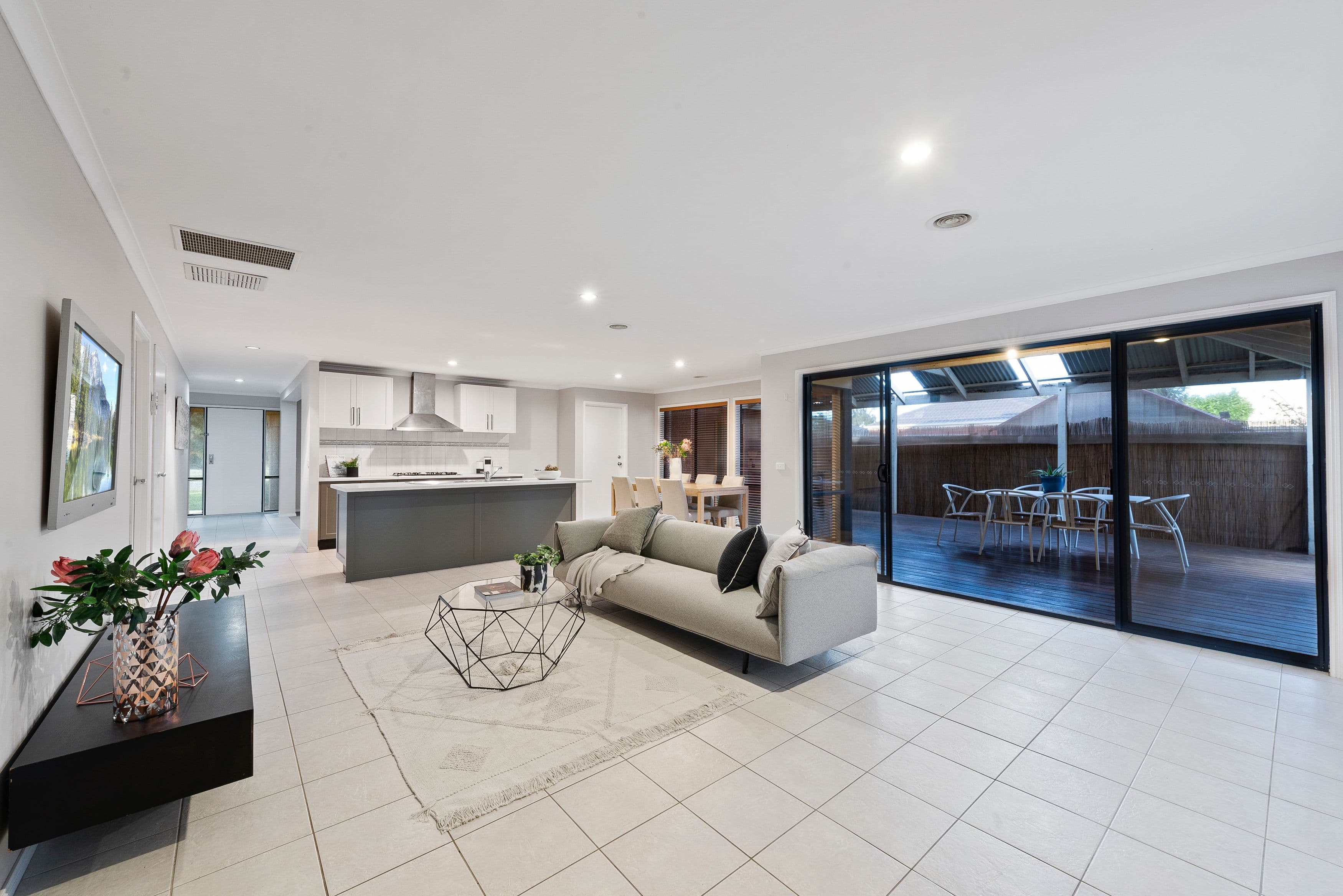 9 Brewster Way, Taylors Hill VIC 3037, Taylors Hill - Thumbnail 6