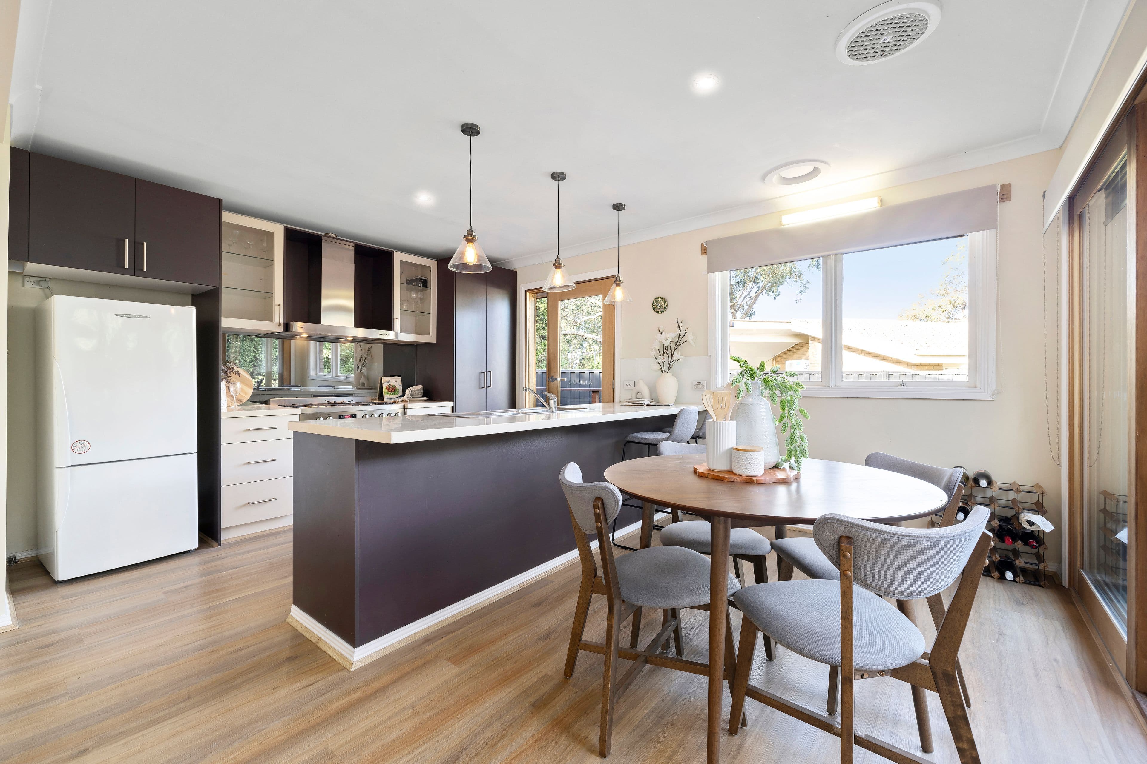 17 Chichester Square, Wantirna VIC 3152, Wantirna - Thumbnail 5