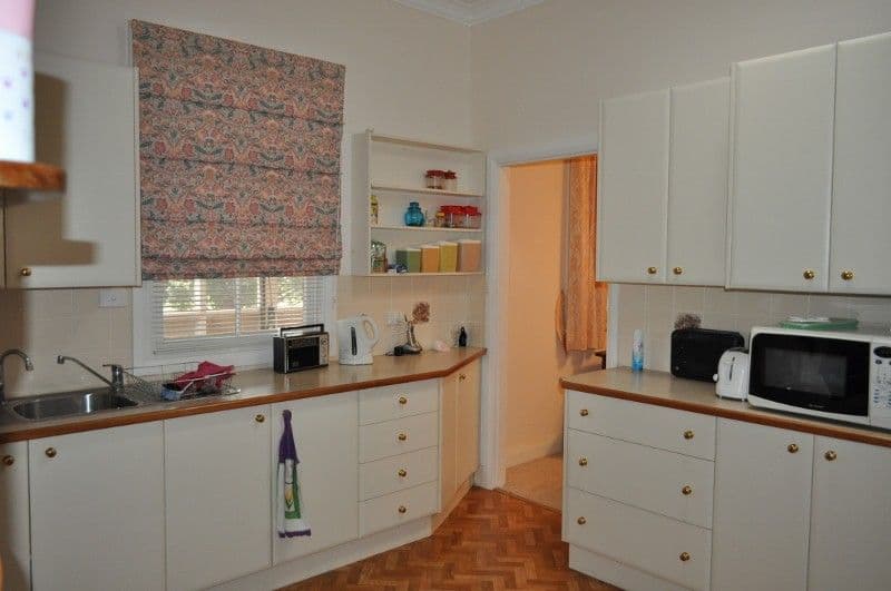 6 Grevillea Avenue, EUGOWRA NSW 2806, Eugowra - Thumbnail 2
