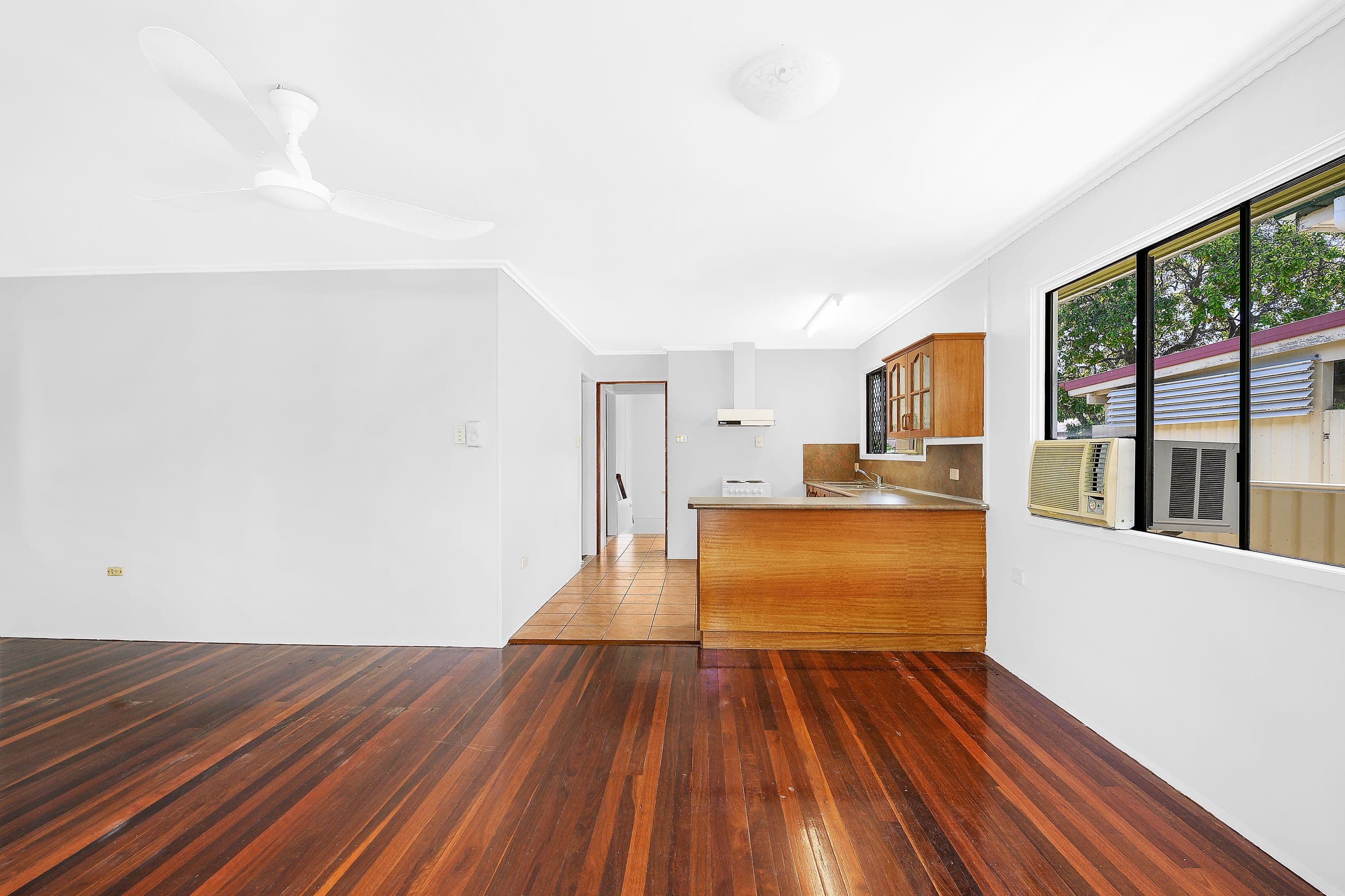 38 Anzac Avenue, Redcliffe QLD 4020, Redcliffe - Thumbnail 4