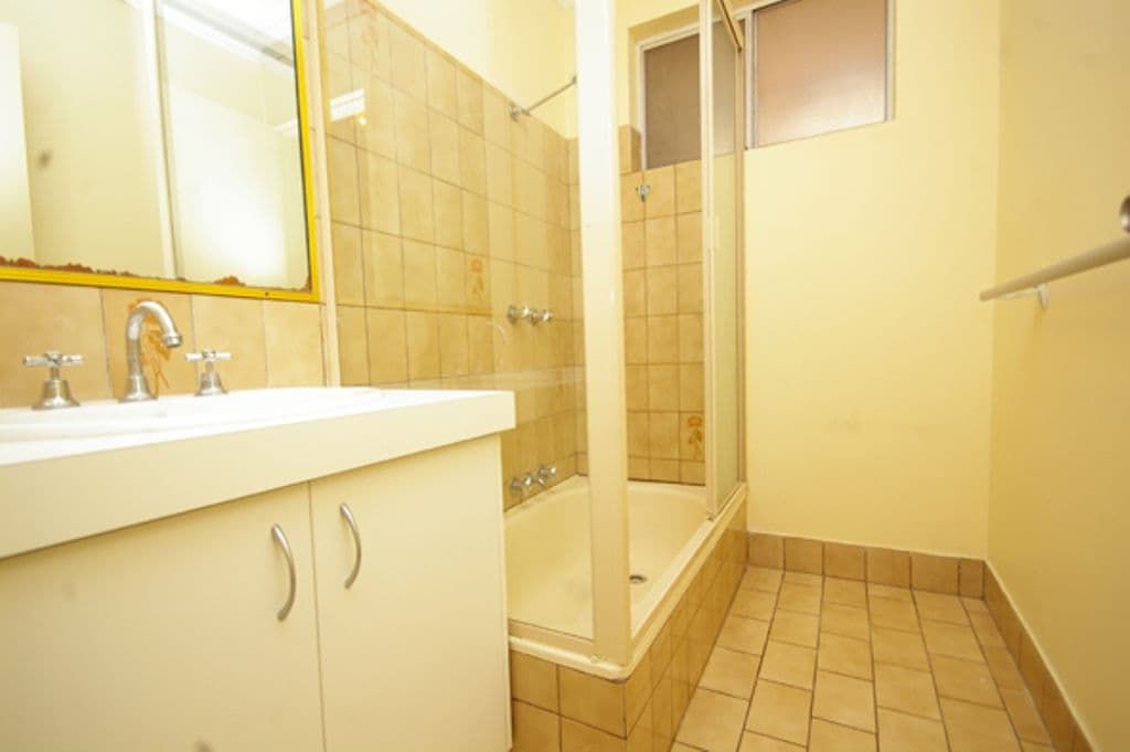 7 Yeaman Court, KOONDOOLA WA 6064, Koondoola - Thumbnail 5