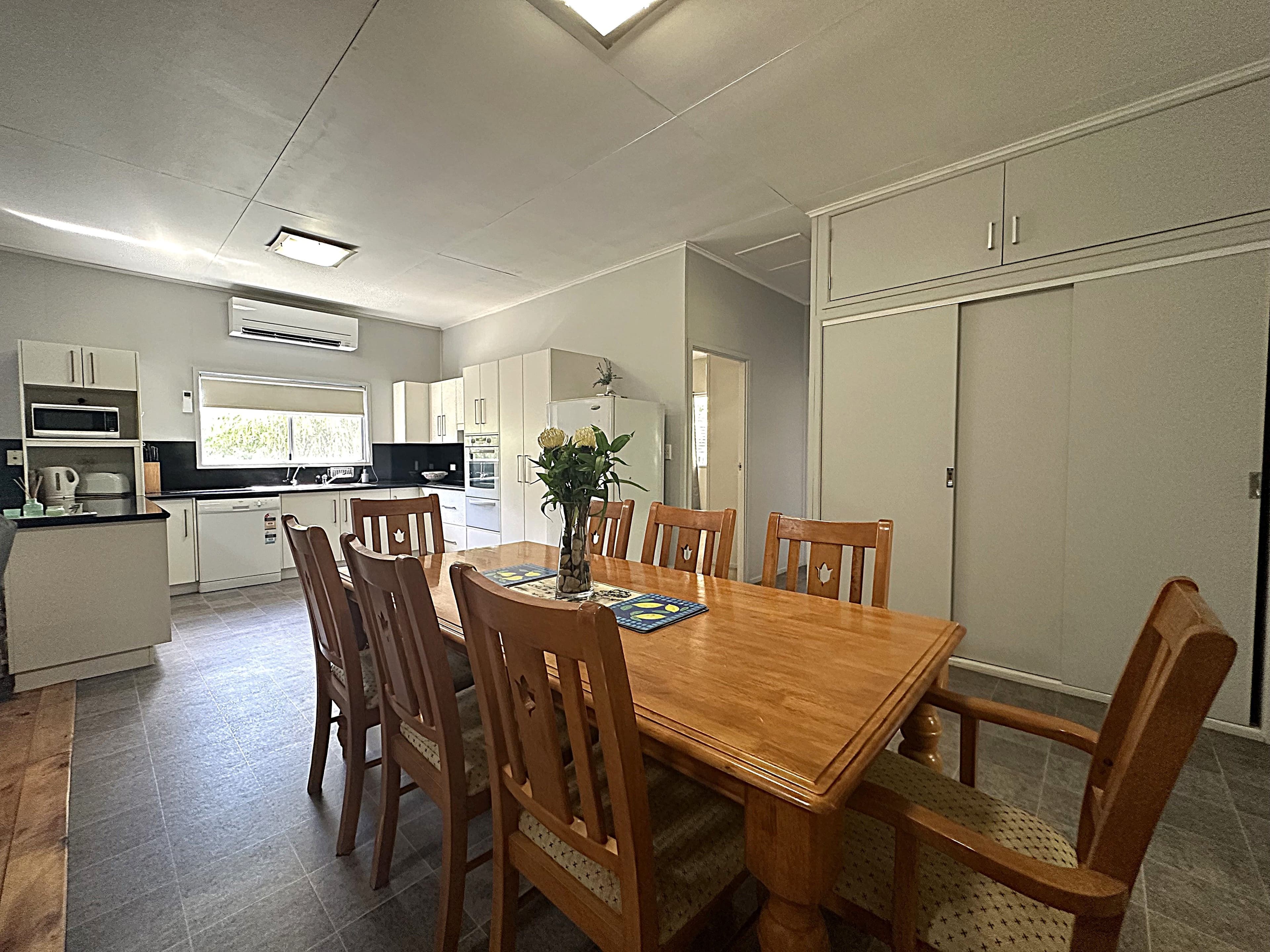 39 Galah Street, Longreach QLD 4730, Longreach - Thumbnail 5