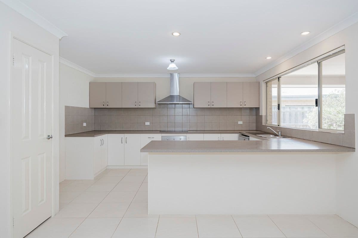 9 Clearview Street, Yanchep WA 6035, Yanchep - Thumbnail 5