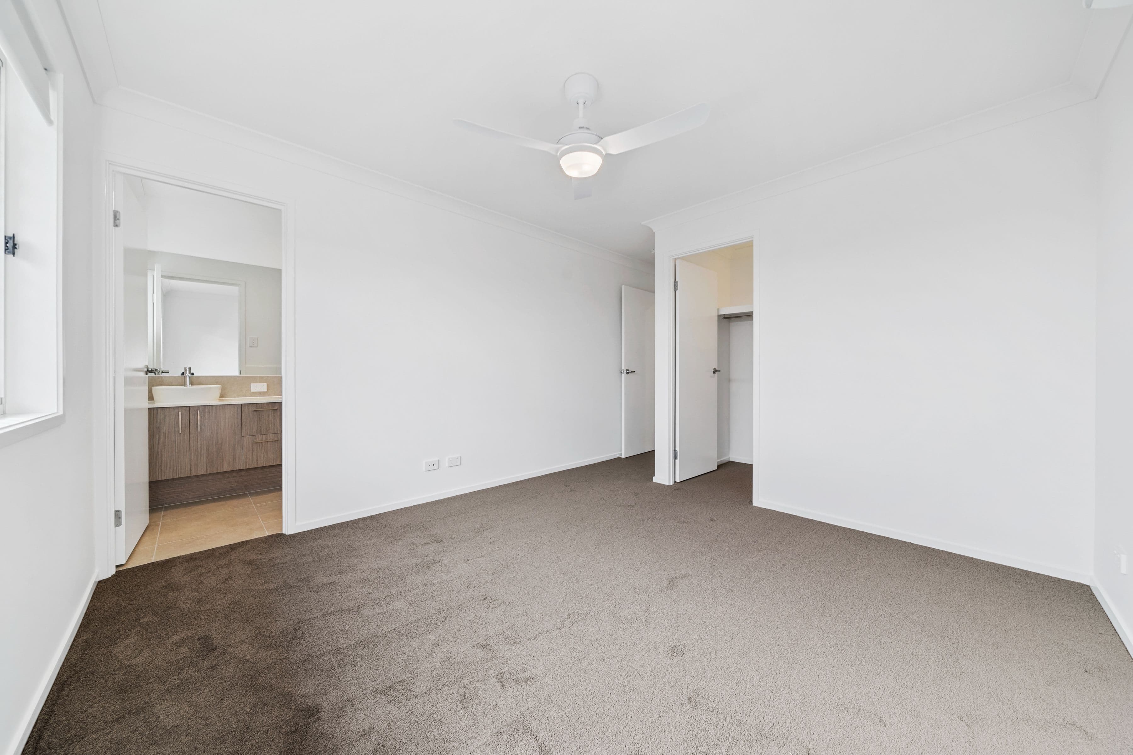 8 Vivienne Way, Marsden QLD 4132, Marsden - Thumbnail 4