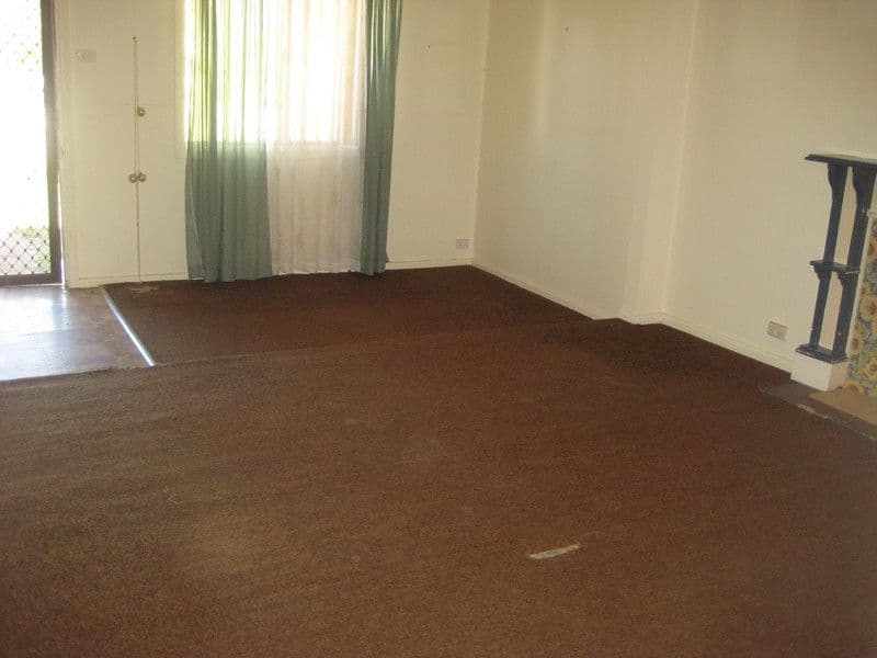 49 Orange Street, CONDOBOLIN NSW 2877, Condobolin - Thumbnail 4
