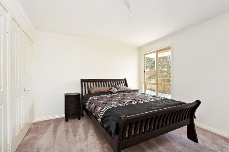 67 Scoresby Road, BAYSWATER VIC 3153, Bayswater - Thumbnail 4