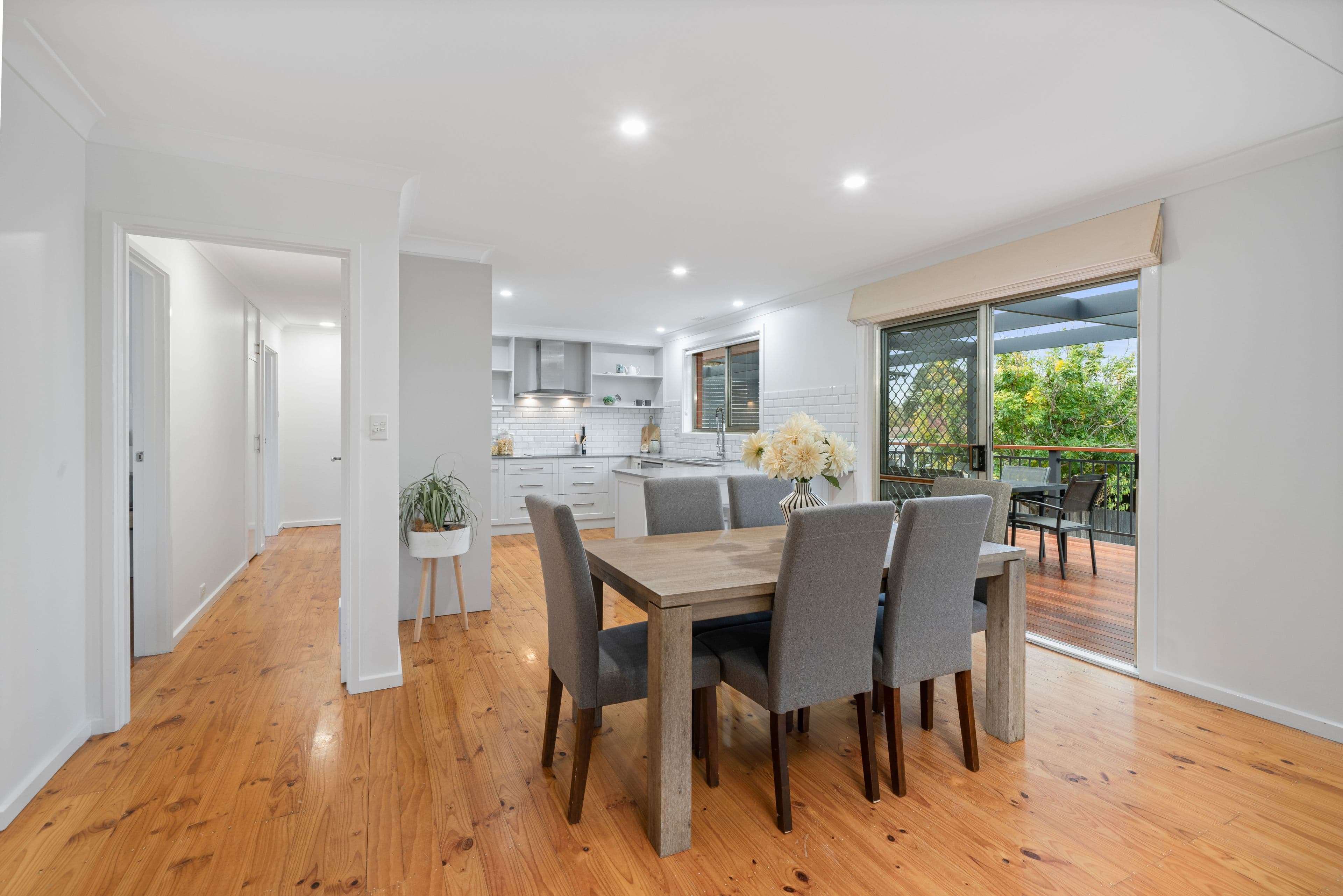 6 Castlereagh Crescent, Macquarie ACT 2614, Macquarie - Thumbnail 5