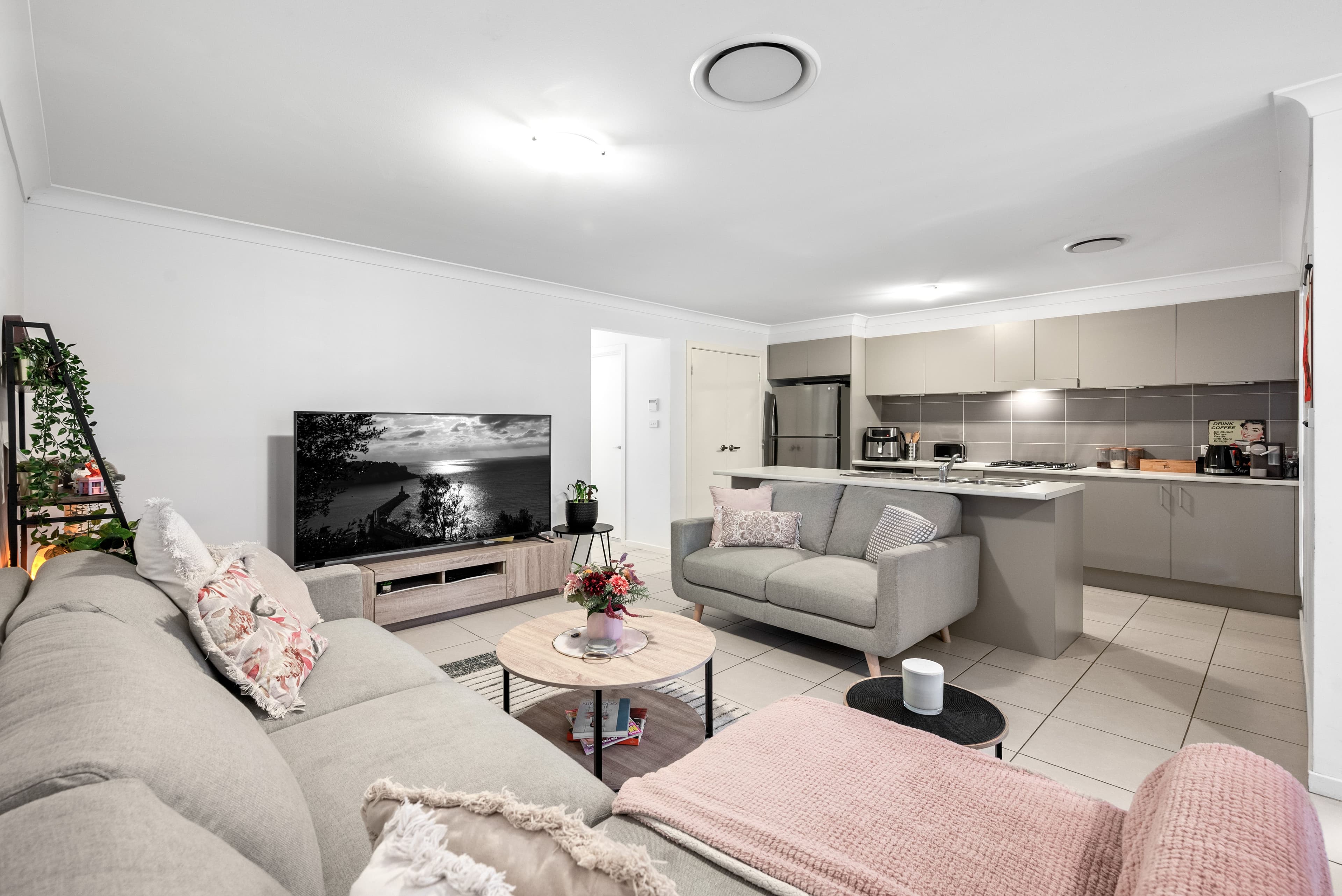 117 Ingleburn Gardens Drive, BARDIA NSW 2565, Bardia - Thumbnail 5