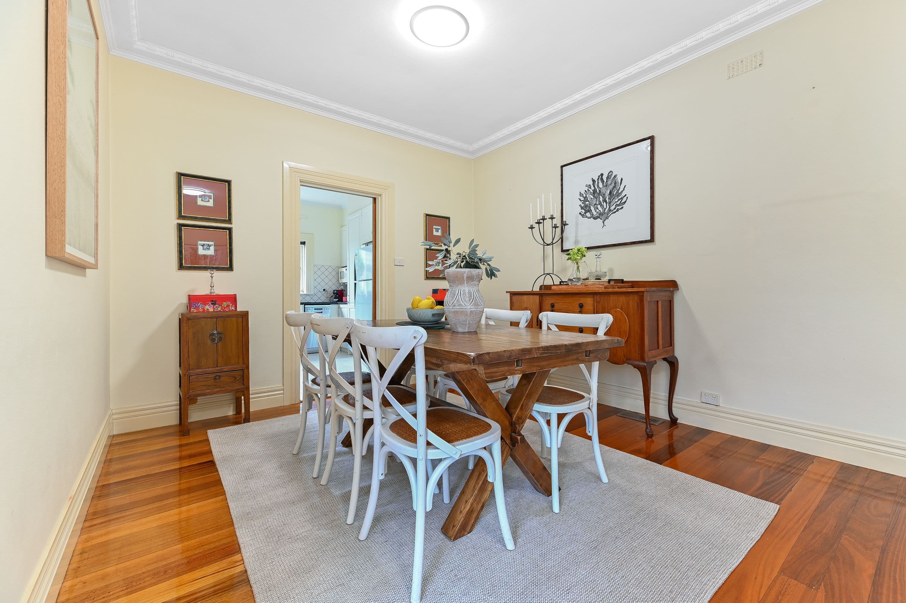 18 Waratah Avenue, Burwood VIC 3125, Burwood - Thumbnail 3