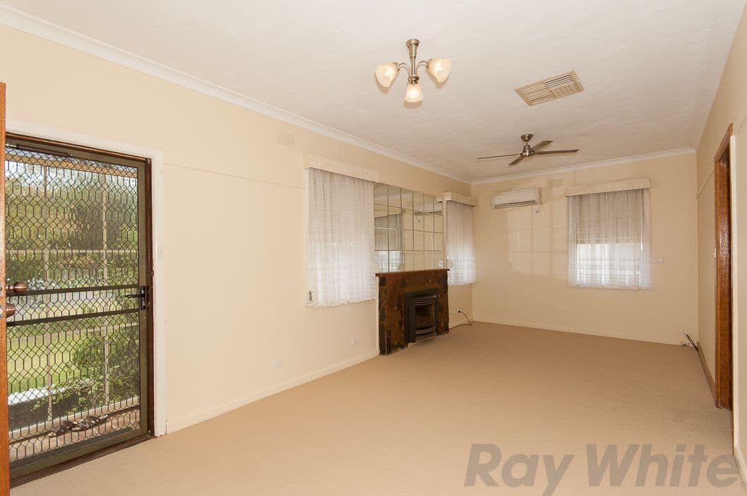 31 McClean Street, Yarrawonga VIC 3730, Yarrawonga - Thumbnail 7