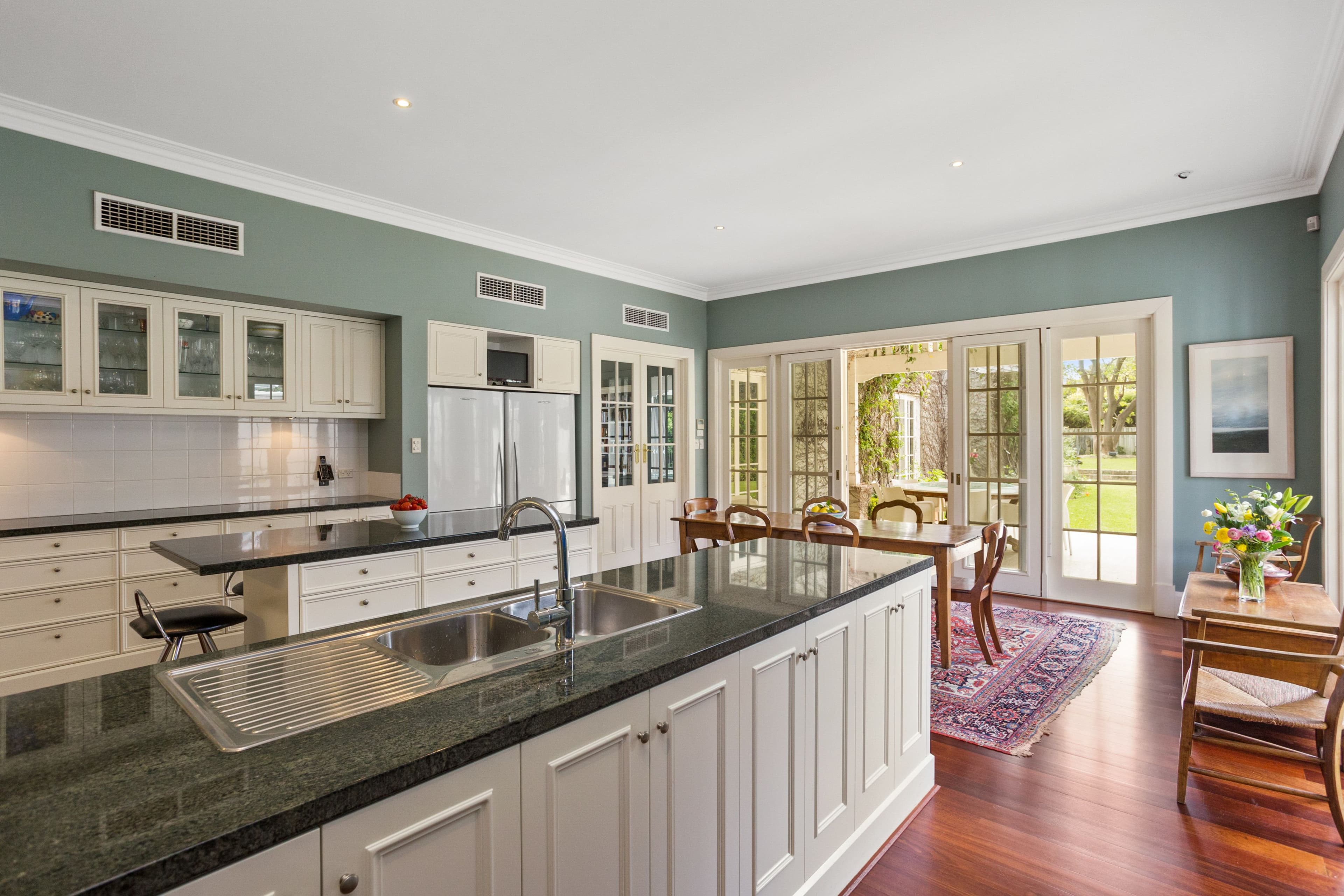 1 McNeil Street, Peppermint Grove WA 6011, Peppermint Grove - Thumbnail 2