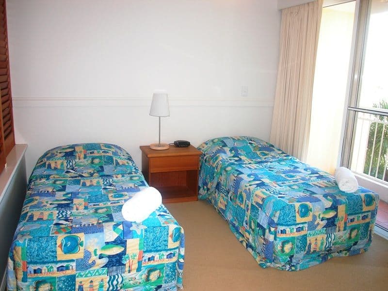 18 'La Grande', 122 Old Burleigh Road, BROADBEACH QLD 4218, Broadbeach - Thumbnail 5