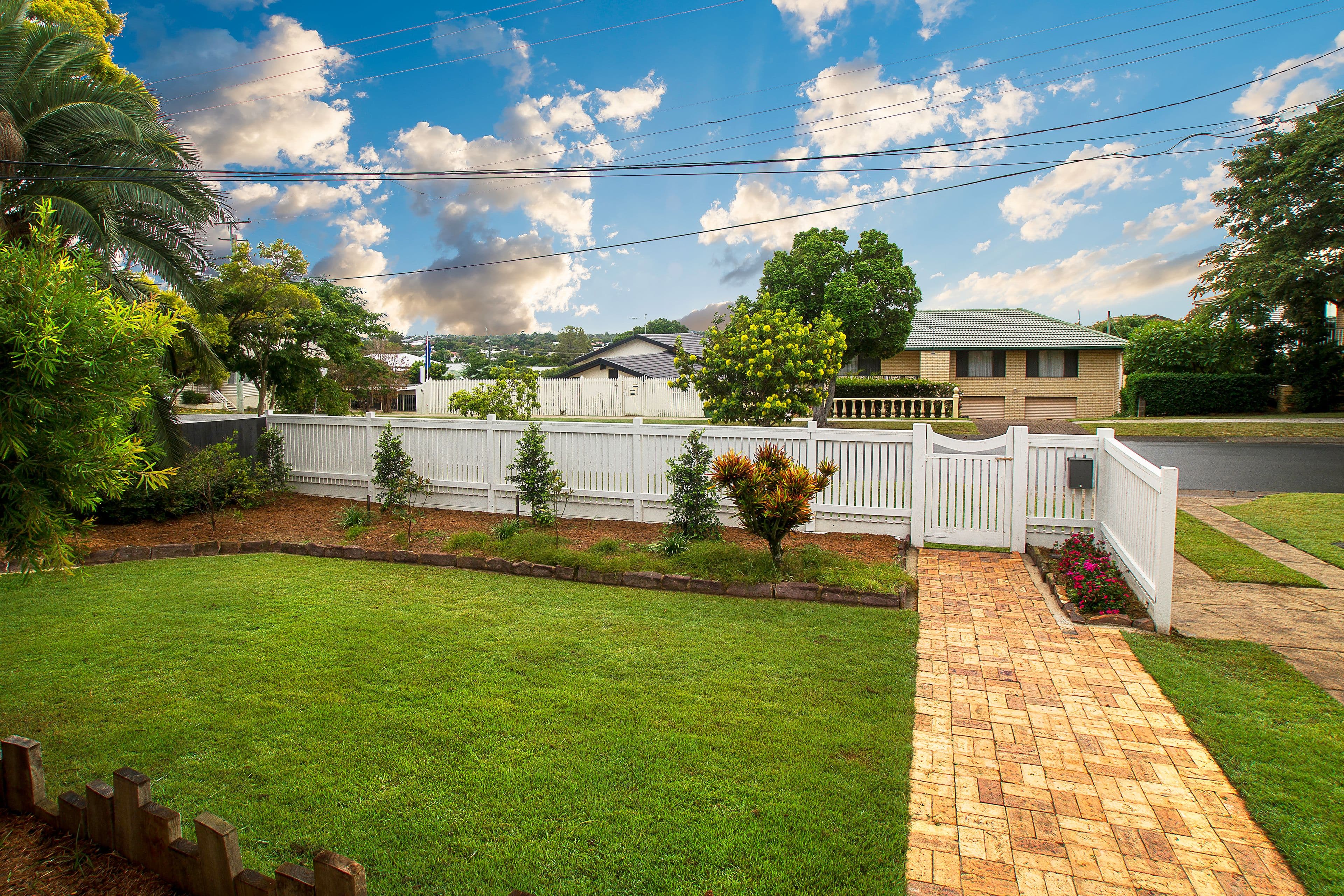 24 Highcrest Avenue, Wavell Heights QLD 4012, Wavell Heights - Thumbnail 3