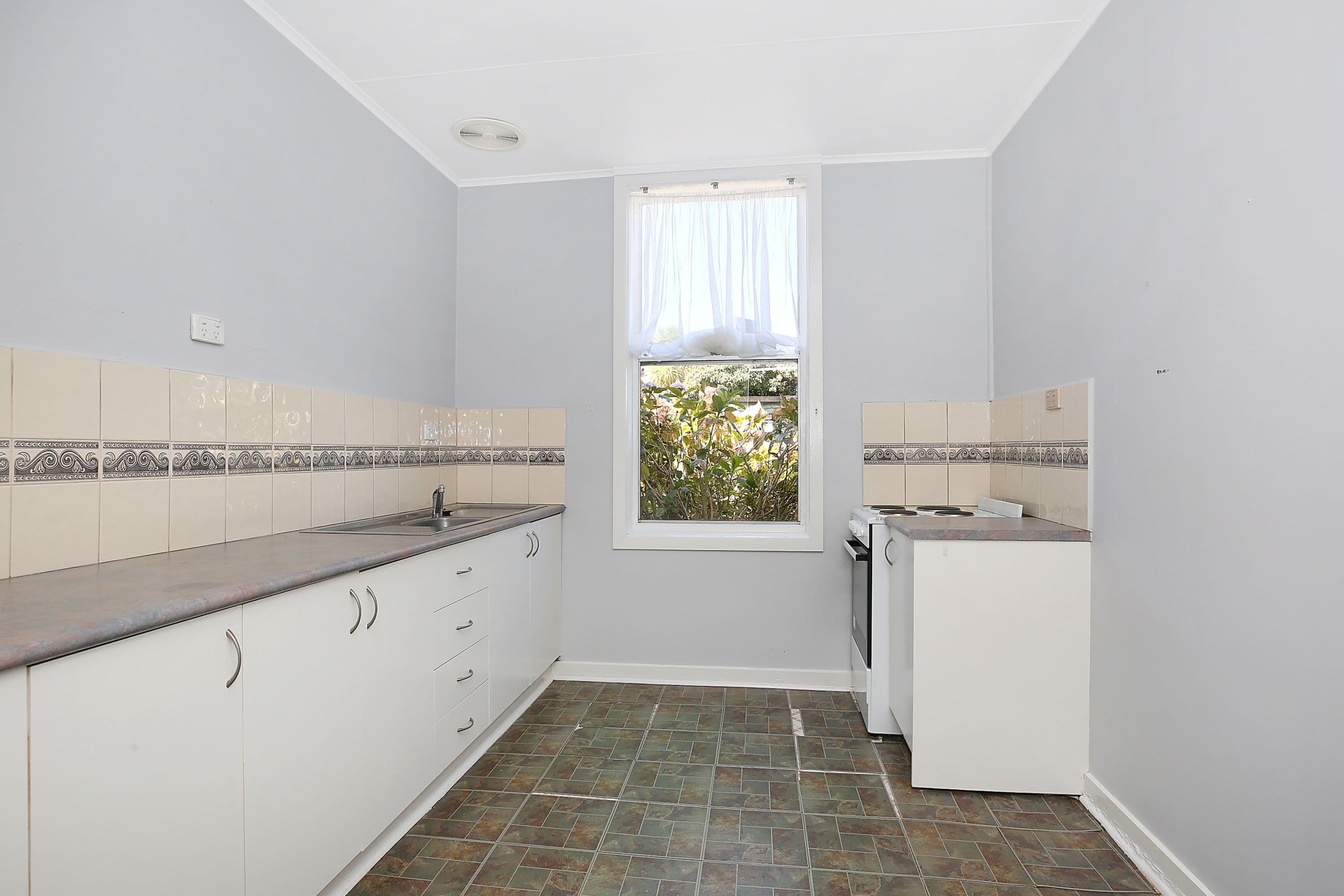 41 Bowen Street, Camperdown VIC 3260, Camperdown - Thumbnail 6