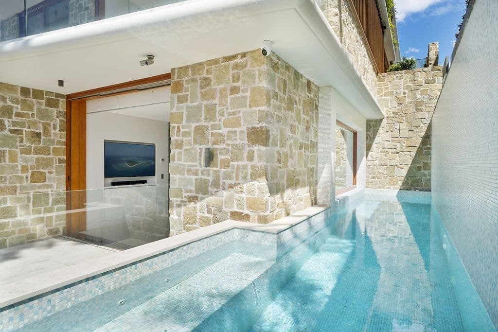 1/110 Bower Street, Manly - Thumbnail 7