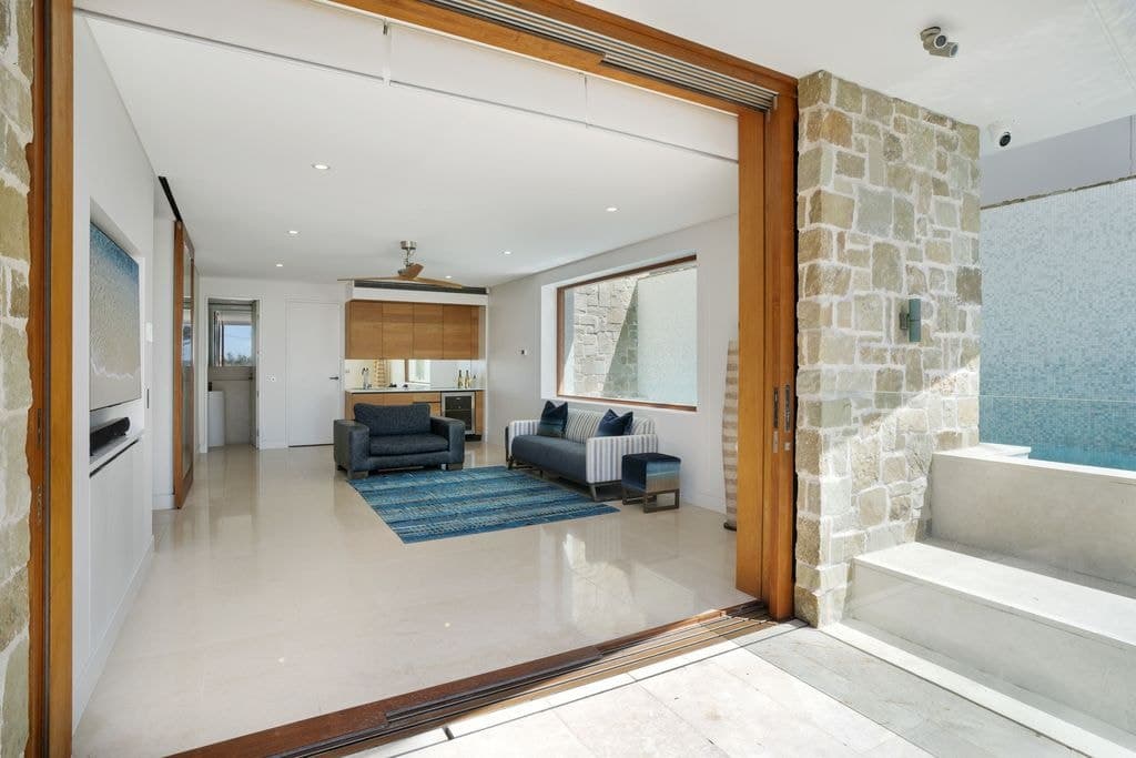 1/110 Bower Street, Manly - Thumbnail 8