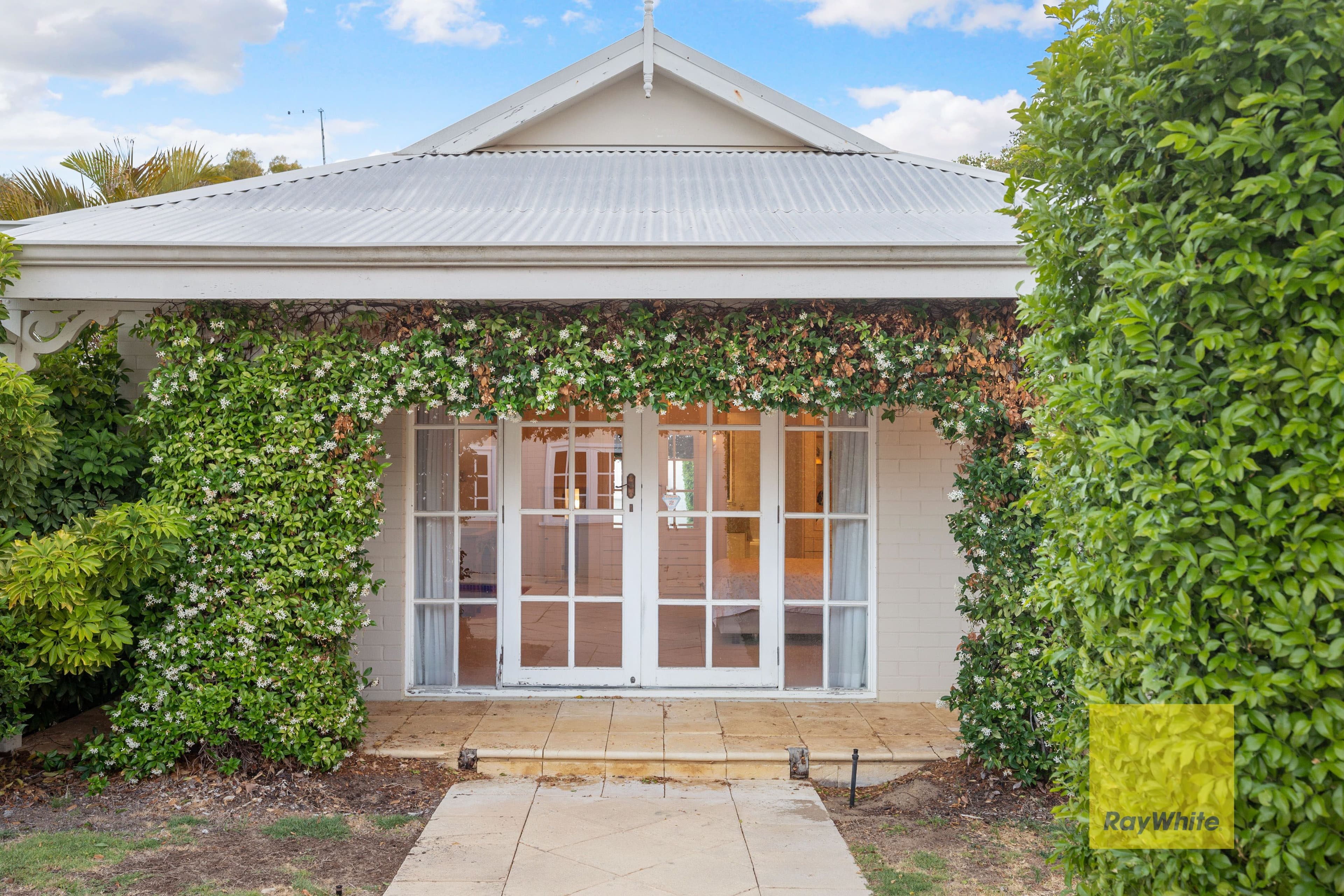 100 Circe Circle, Dalkeith WA 6009, Dalkeith - Thumbnail 4