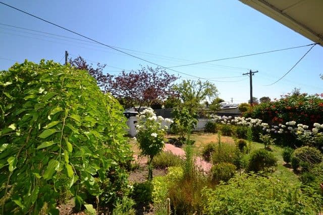 26 Park Street, SEYMOUR VIC 3660, Seymour - Thumbnail 3