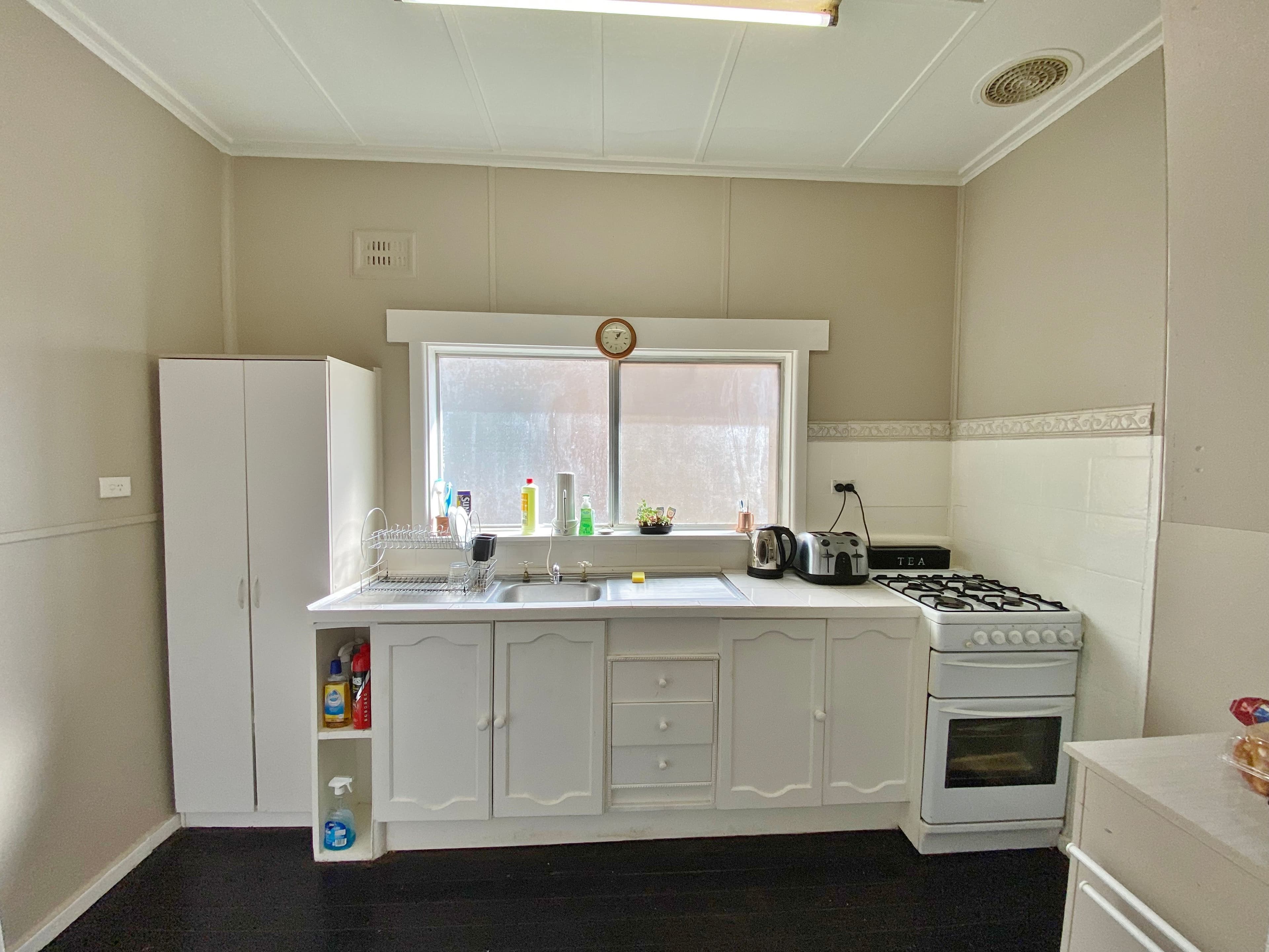 10 Currawong Street, Young NSW 2594, Young - Thumbnail 2