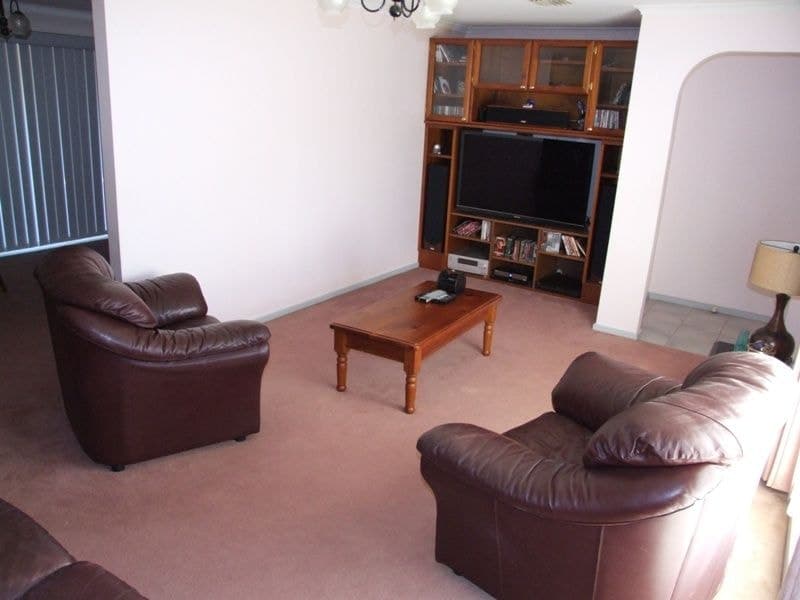 45 Halletts Way, Bacchus Marsh - Thumbnail 3