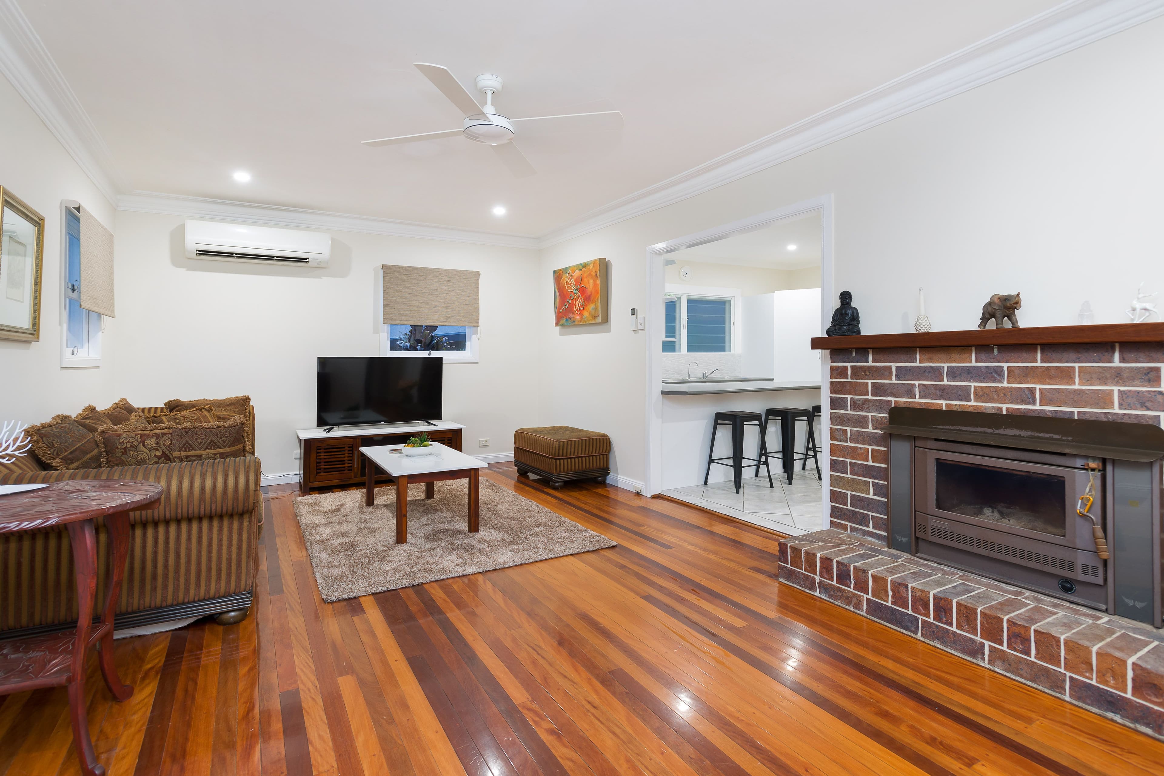 437 Nursery Road, Holland Park QLD 4121, Holland Park - Thumbnail 2