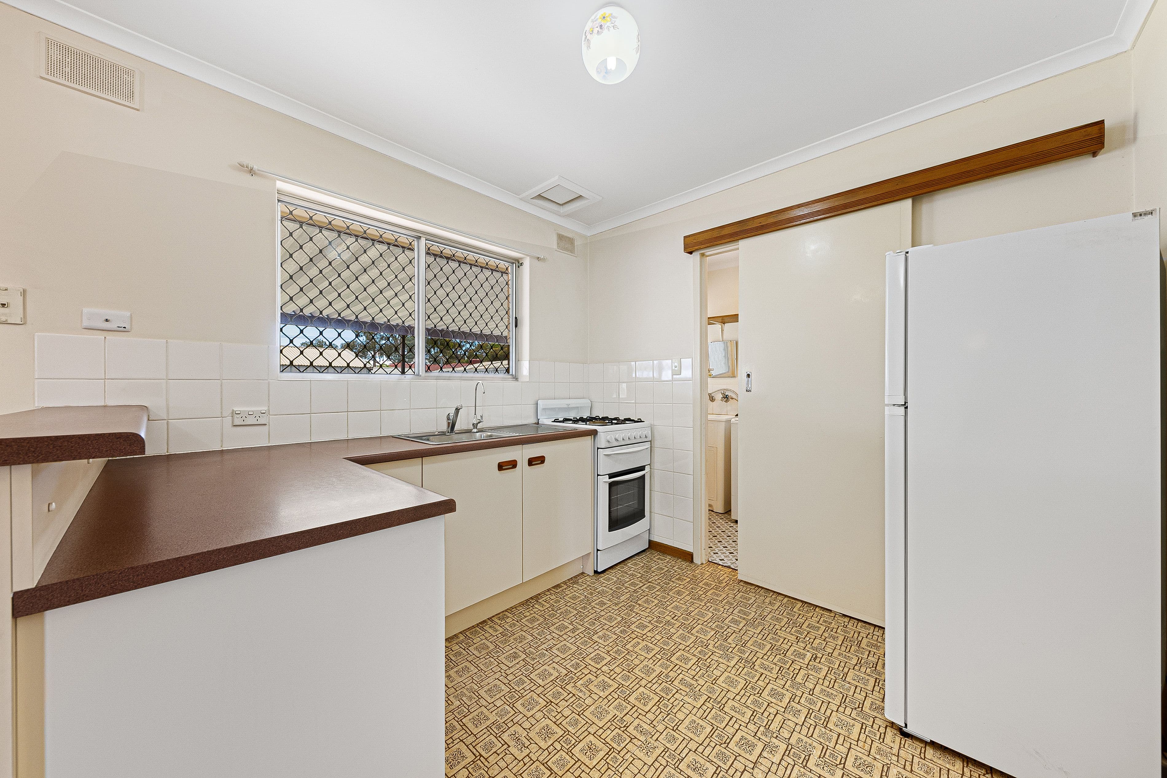 14 St Ives Drive, Parafield Gardens SA 5107, Parafield Gardens - Thumbnail 6