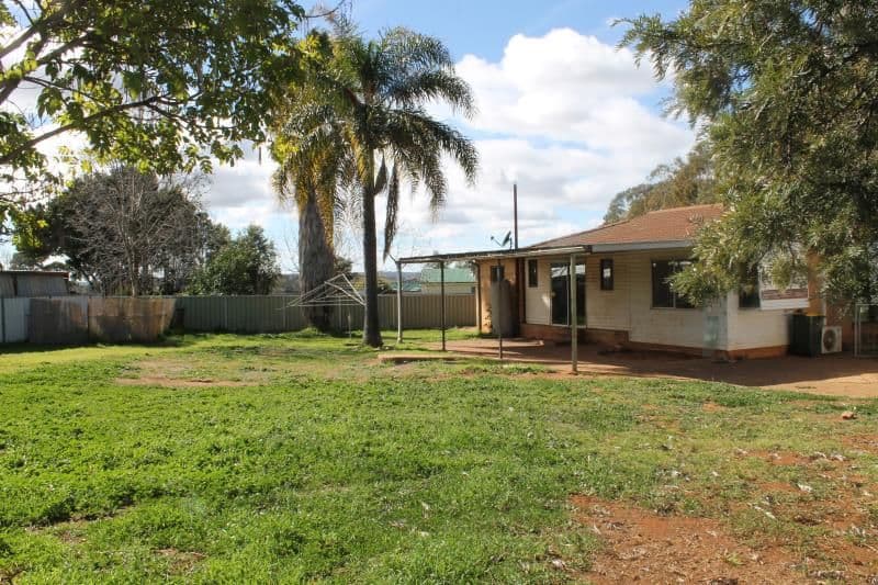 27 Cooinda Crescent, DUBBO NSW 2830, Dubbo - Thumbnail 3