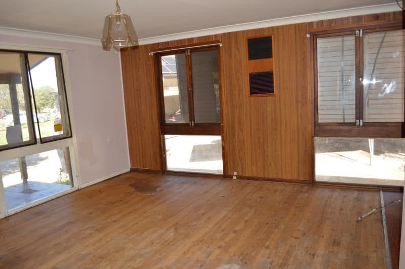 27 Cooinda Crescent, DUBBO NSW 2830, Dubbo - Thumbnail 4