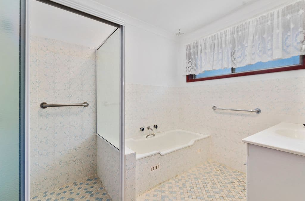 42 Yates Avenue, Mount Keira - Thumbnail 7