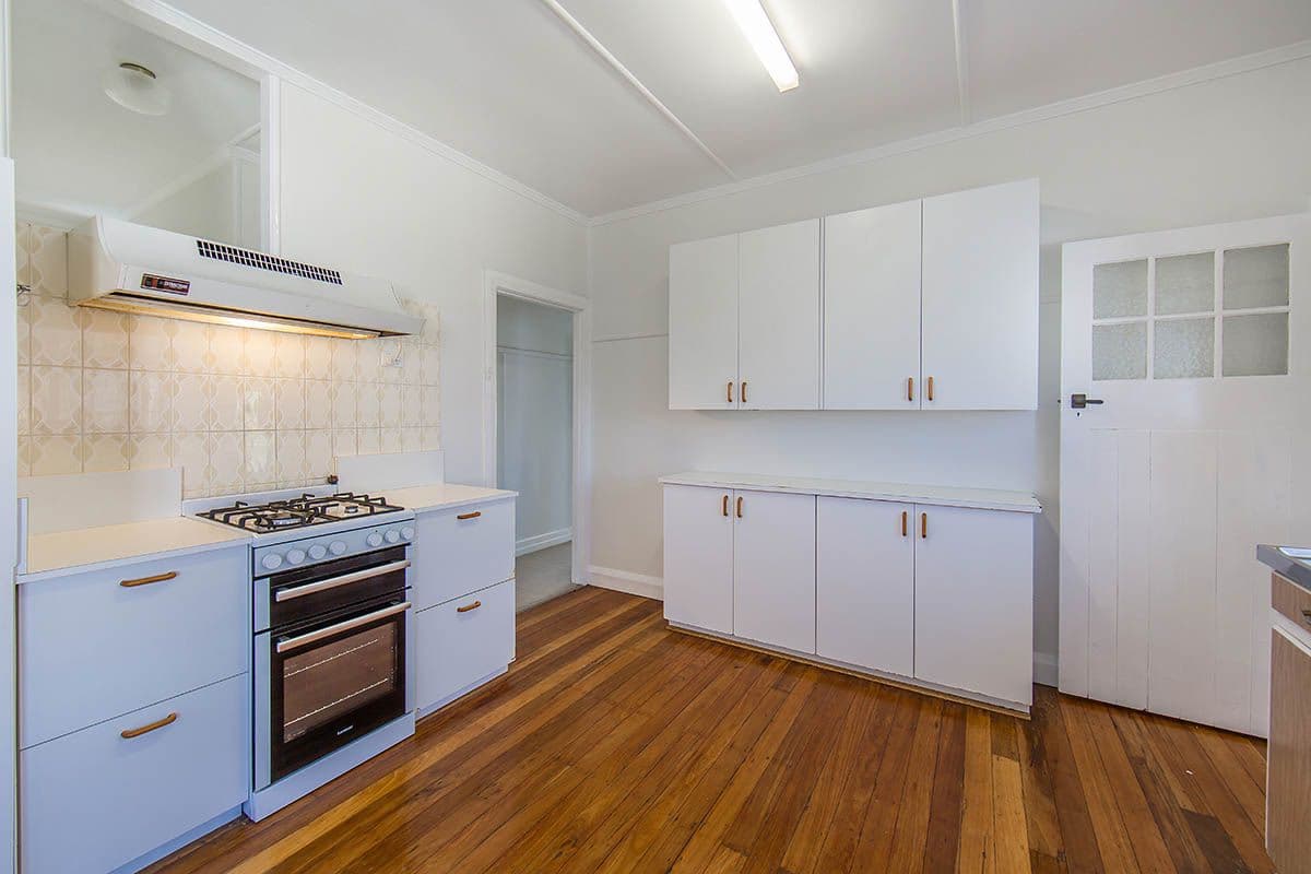 17 Fourteenth Avenue, Kedron QLD 4031, Kedron - Thumbnail 6