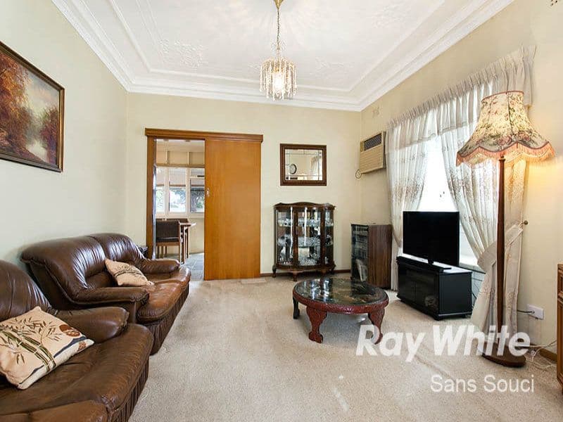 7 O'Connell Street, MONTEREY NSW 2217, Monterey - Thumbnail 4