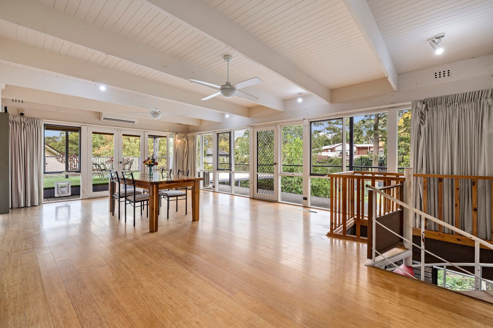 2 Hilsea Court, Mount Waverley VIC 3149, Mount Waverley - Thumbnail 4
