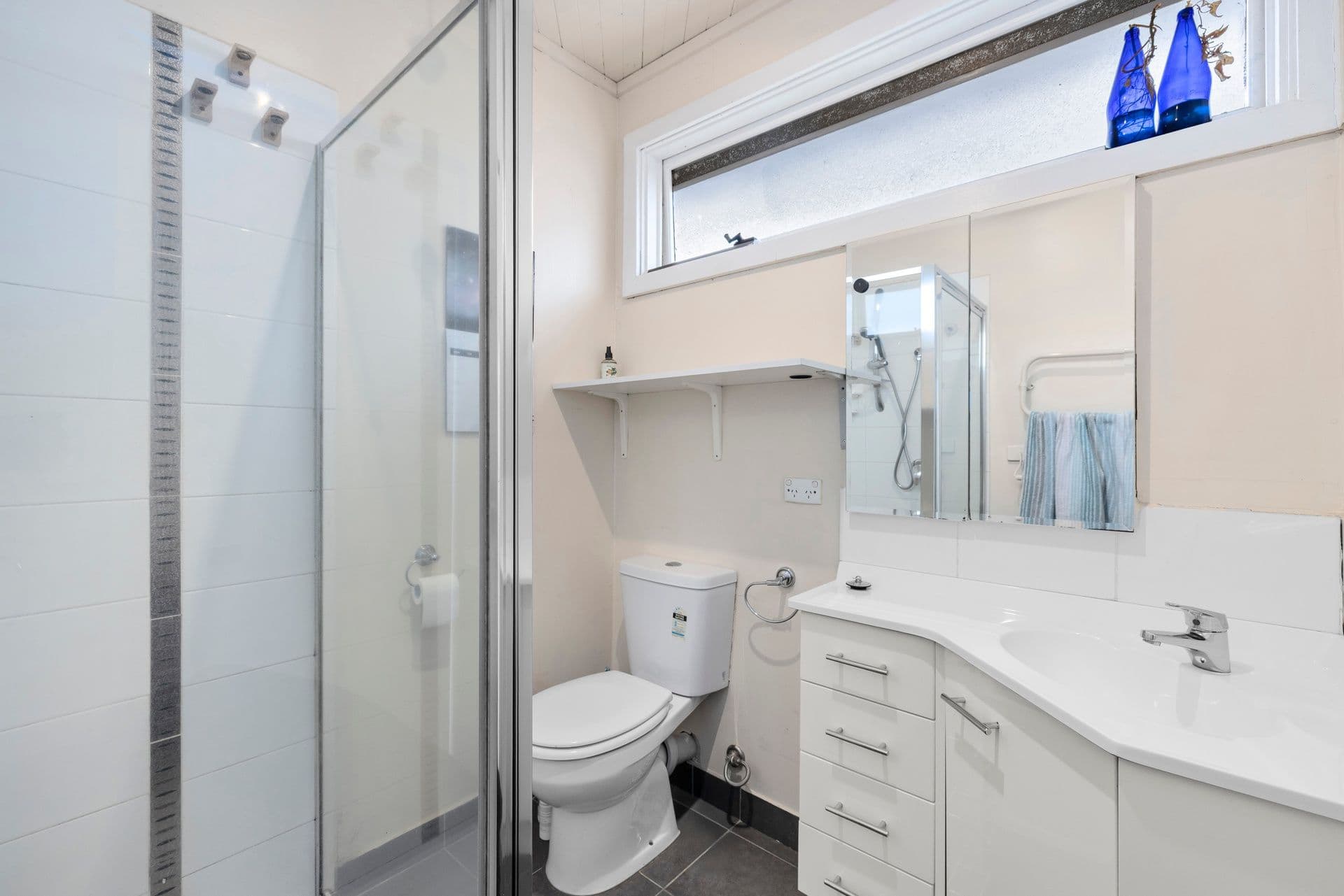 2 Hilsea Court, Mount Waverley VIC 3149, Mount Waverley - Thumbnail 7