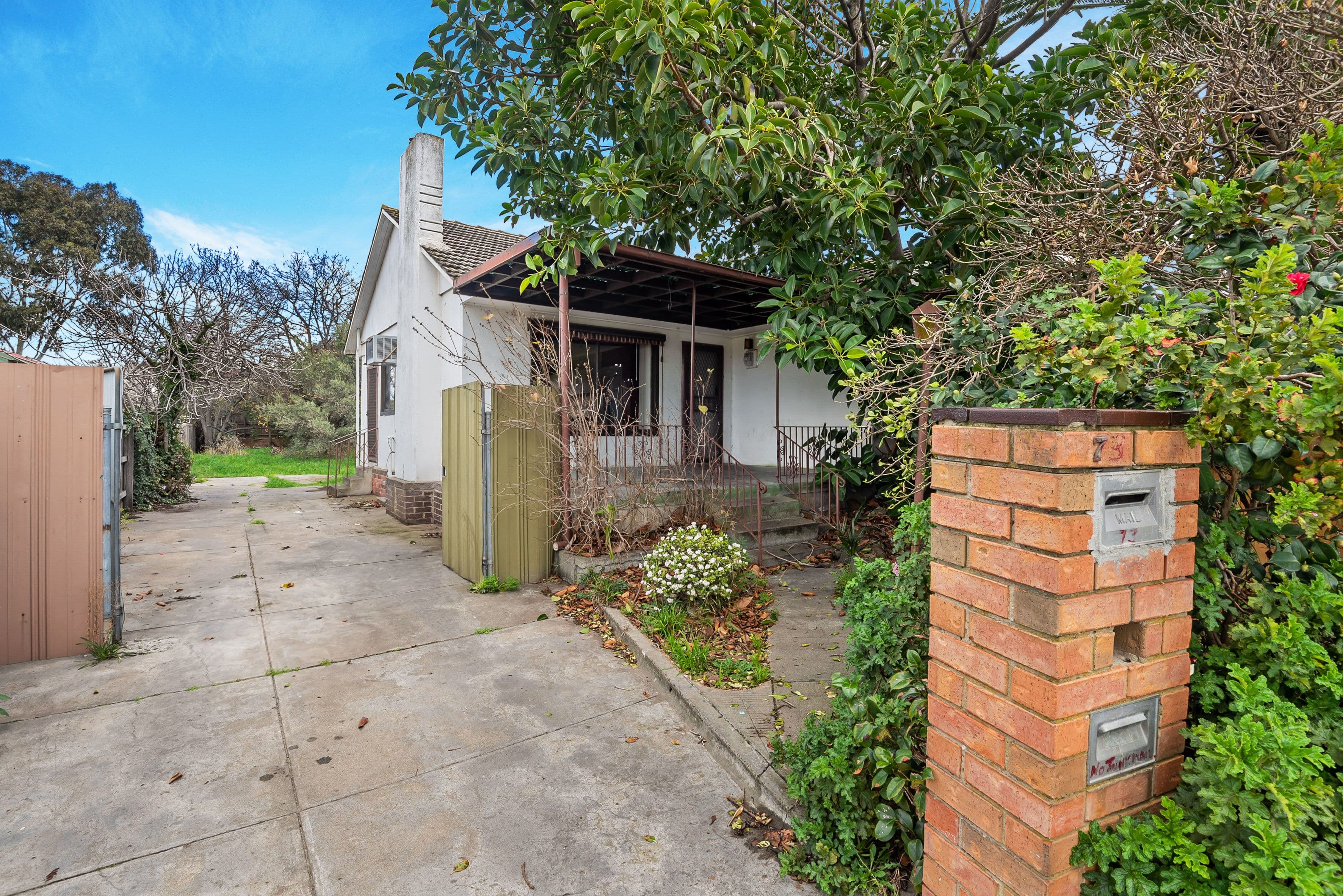 73 Andrews Avenue, Reservoir VIC 3073, Reservoir - Thumbnail 5