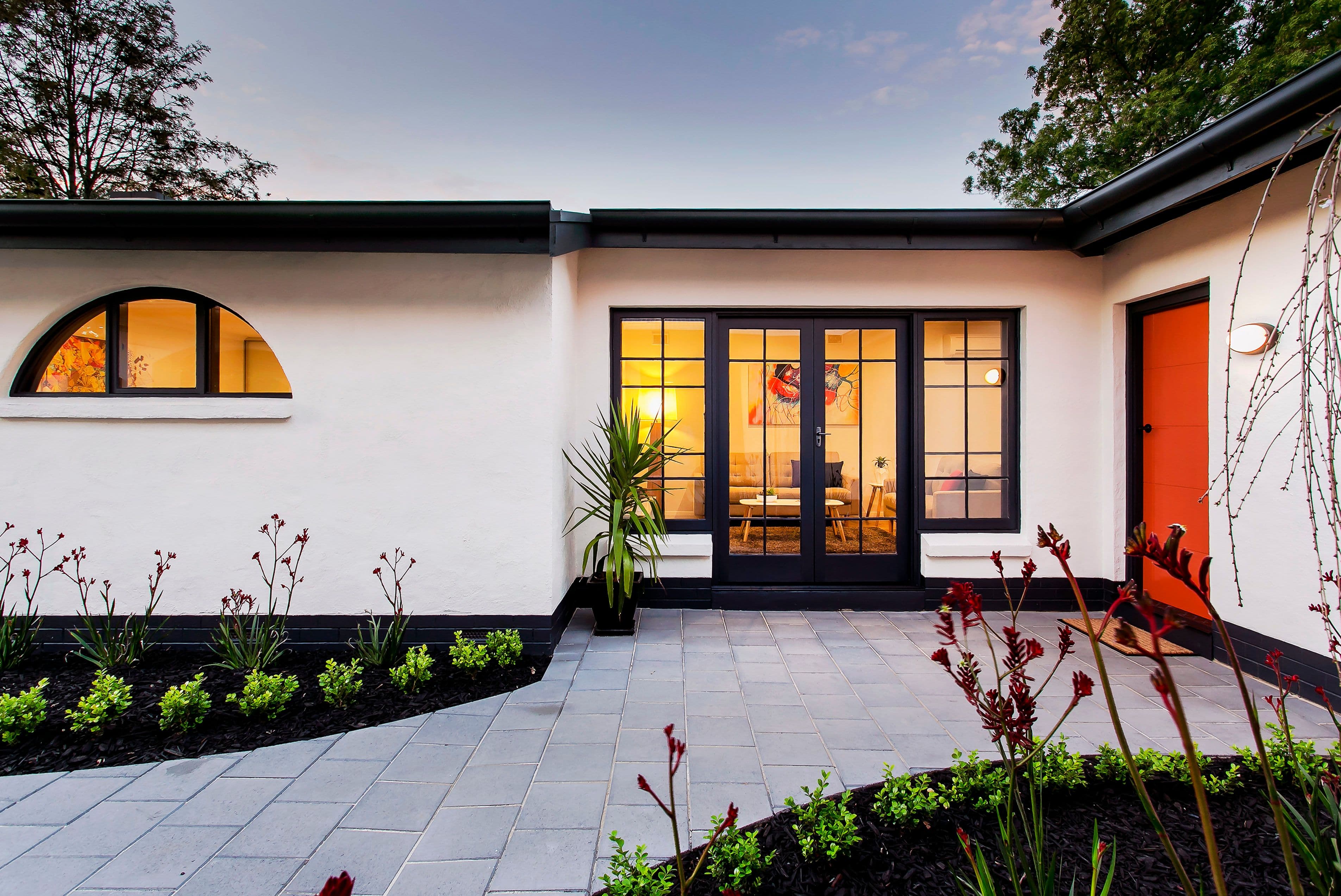 13 Neville Drive, Branyan, Branyan - Thumbnail 3