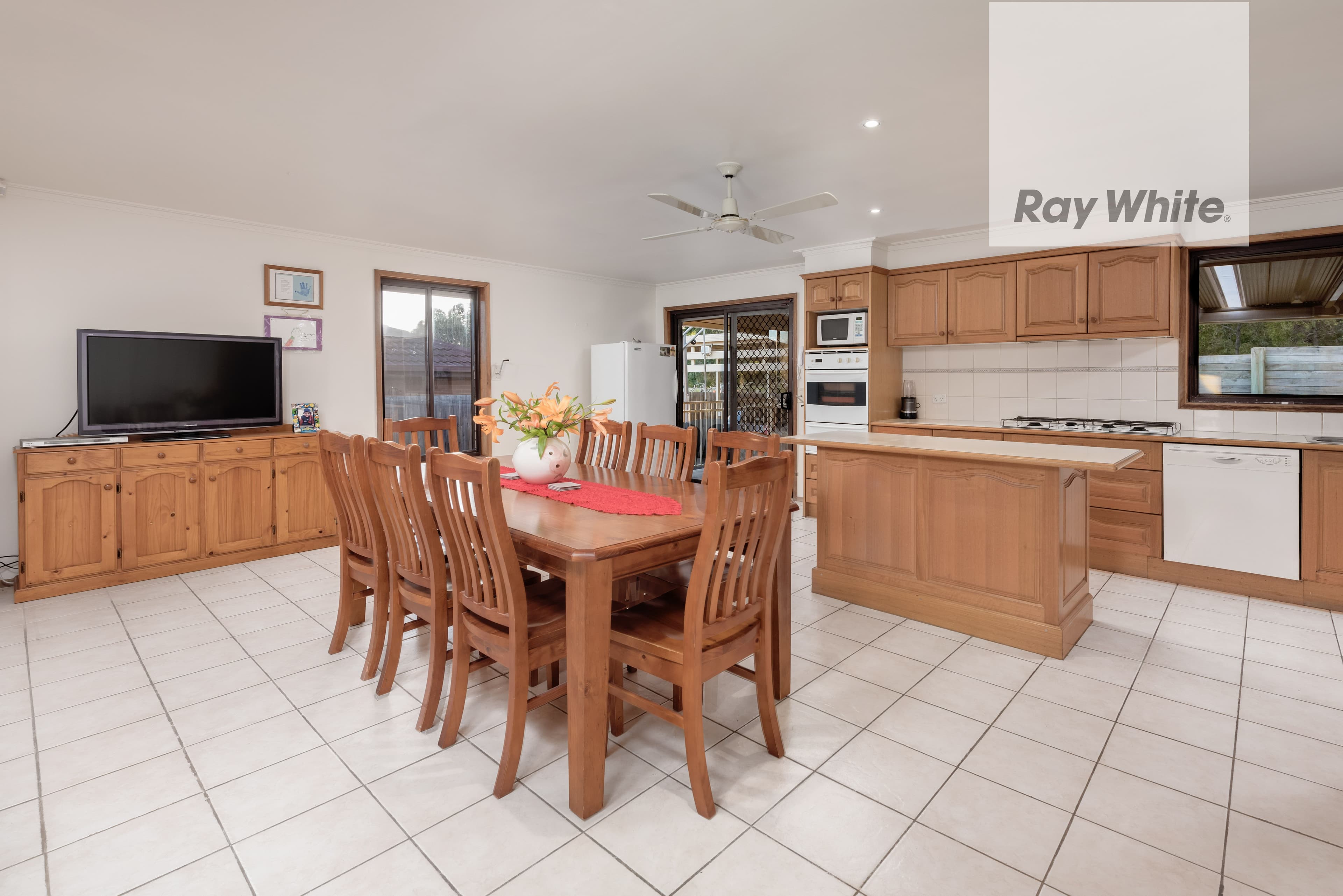 26 Hermitage Crescent, Bundoora VIC 3083, Bundoora - Thumbnail 2