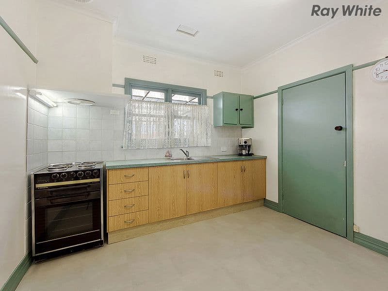 84 View Street, St Albans VIC 3021, St Albans - Thumbnail 3