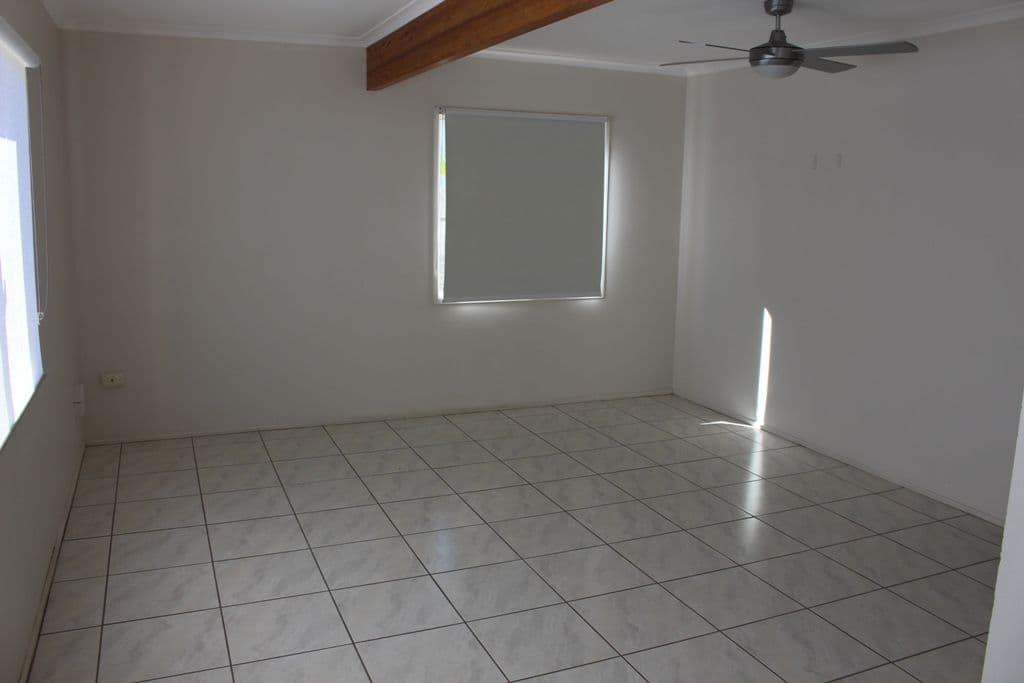 26 Sayre Crescent, Boyne Island QLD 4680, Boyne Island - Thumbnail 5