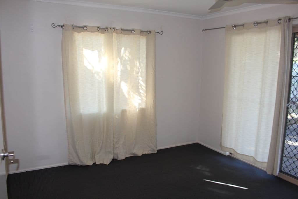 26 Sayre Crescent, Boyne Island QLD 4680, Boyne Island - Thumbnail 7